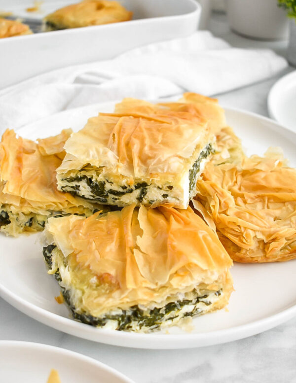 delicious and savoury vegetarian spinach and feta pie with filo pastry